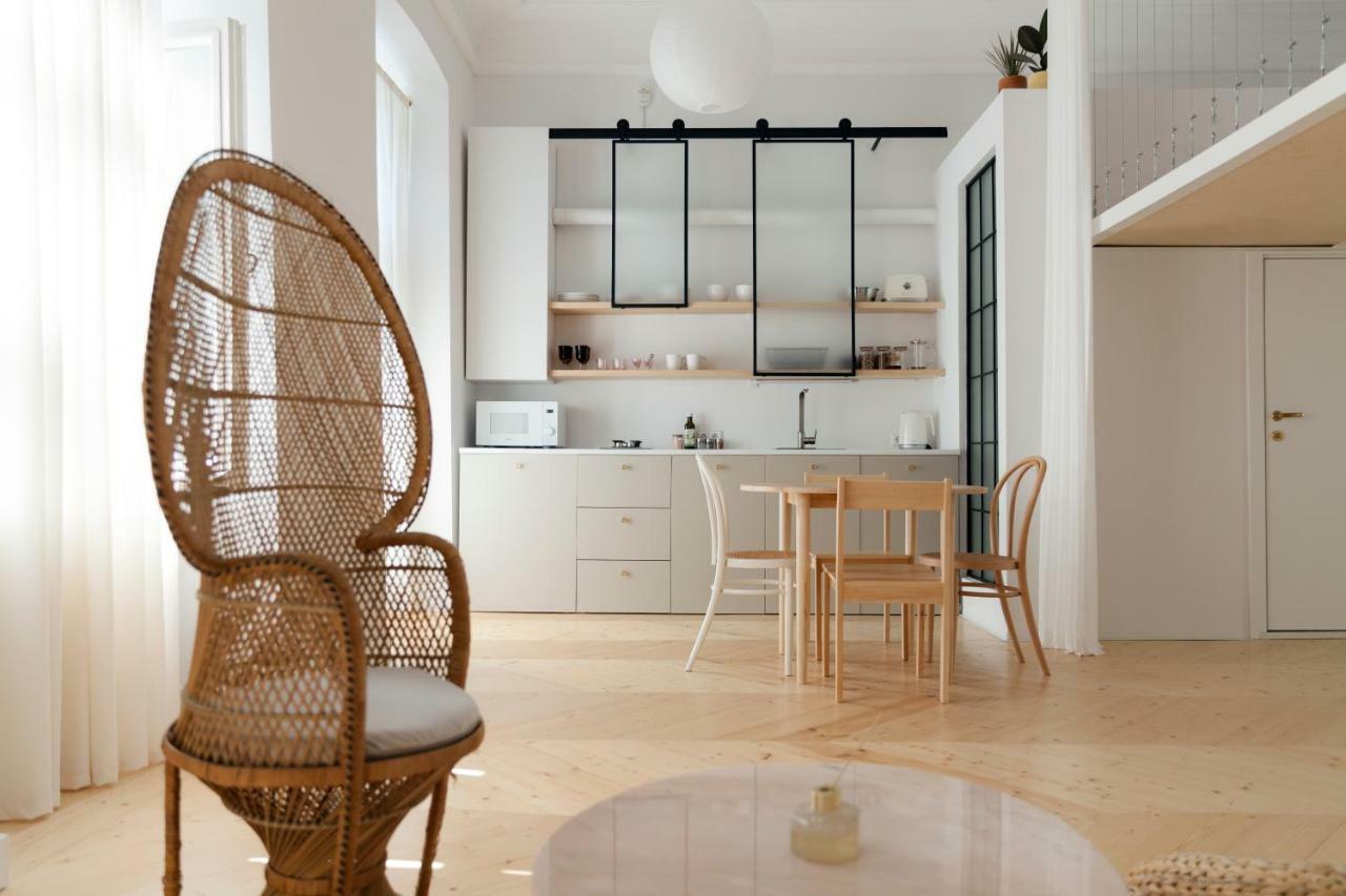 Studio In Central Тбилиси Экстерьер фото
